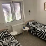 House * Karigador